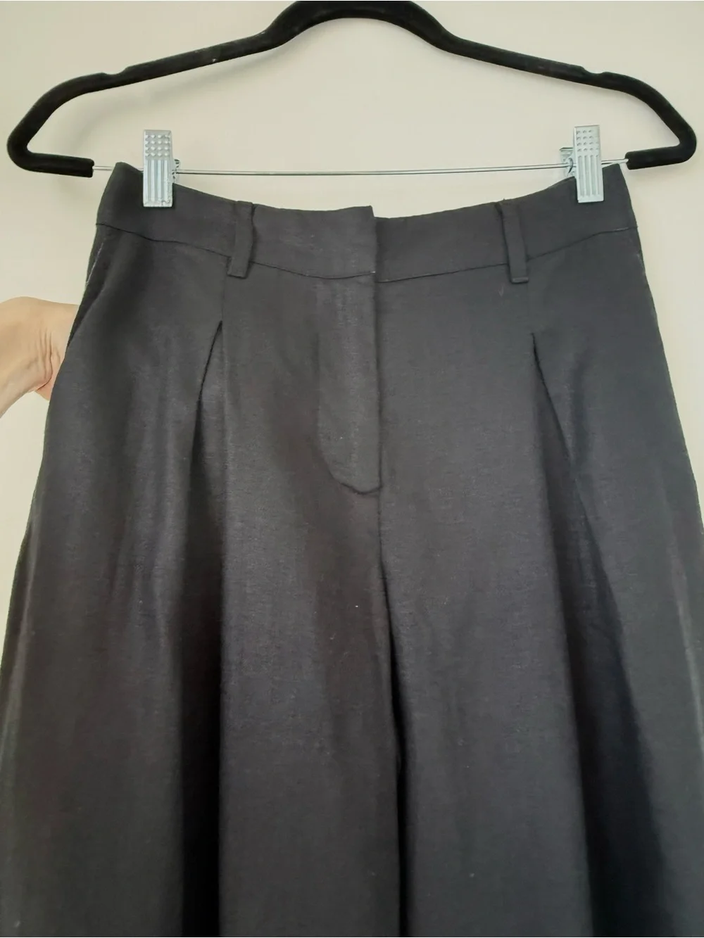 NWOT Reformation Asher Trousers 100% Linen Wide Leg w/Pockets Black Size 2